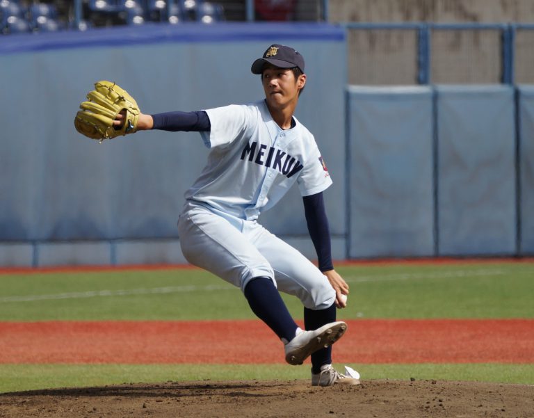 【高校野球】新潟明訓が中越に逆転優勝 東京学館新潟は日本文理くだす 秋季県大会 新潟野球ドットコム